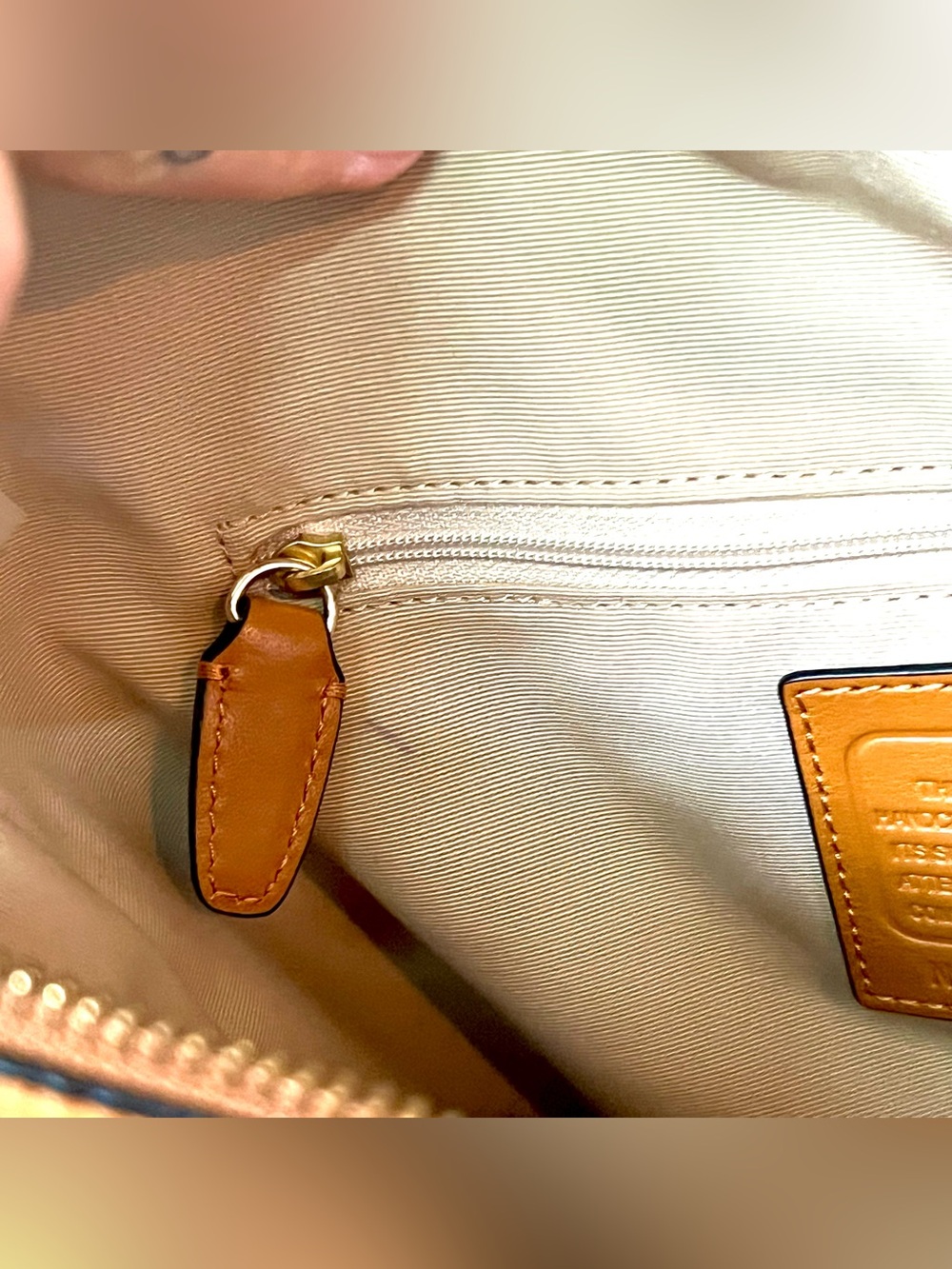 ✨ Coach Bleecker Sullivan Hobo Bag in Camel Pebbled Leather ✨ - Picture 10 of 13
